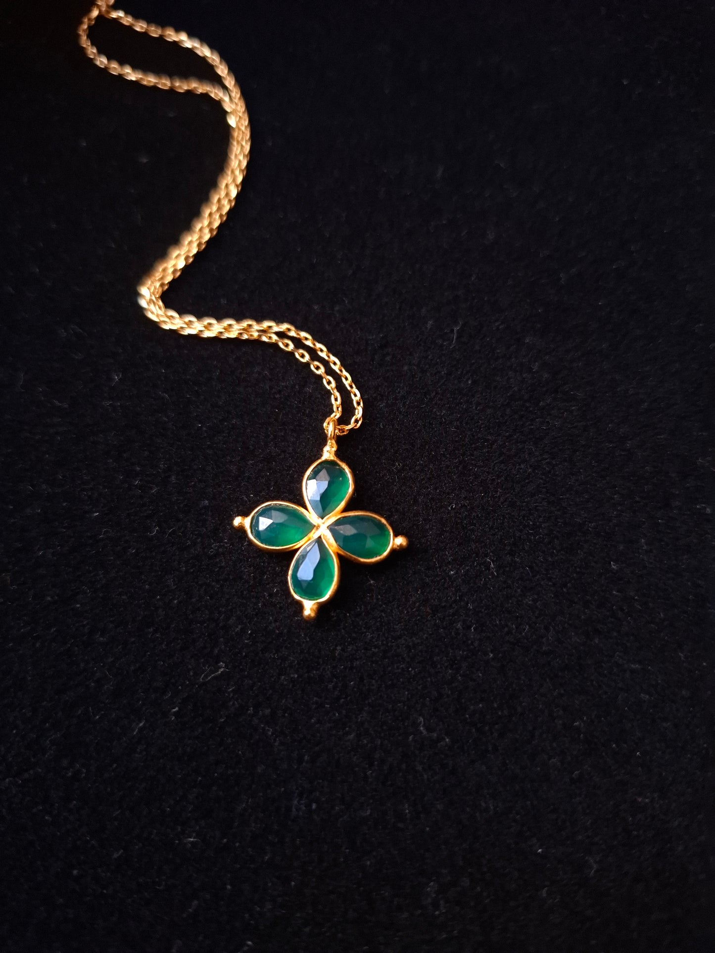 Collier Clover