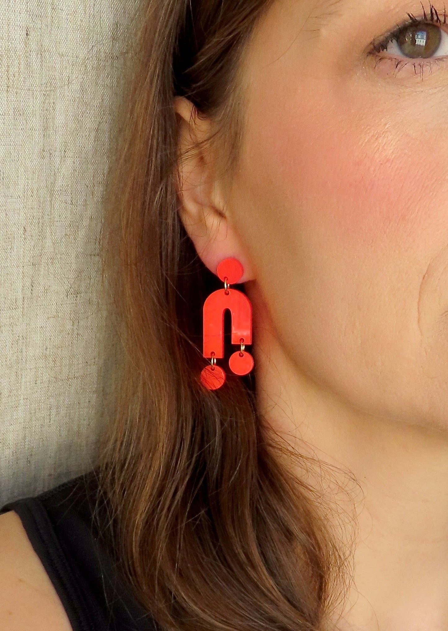 Boucles d'oreilles Mismatch en acrylique vert grenouille