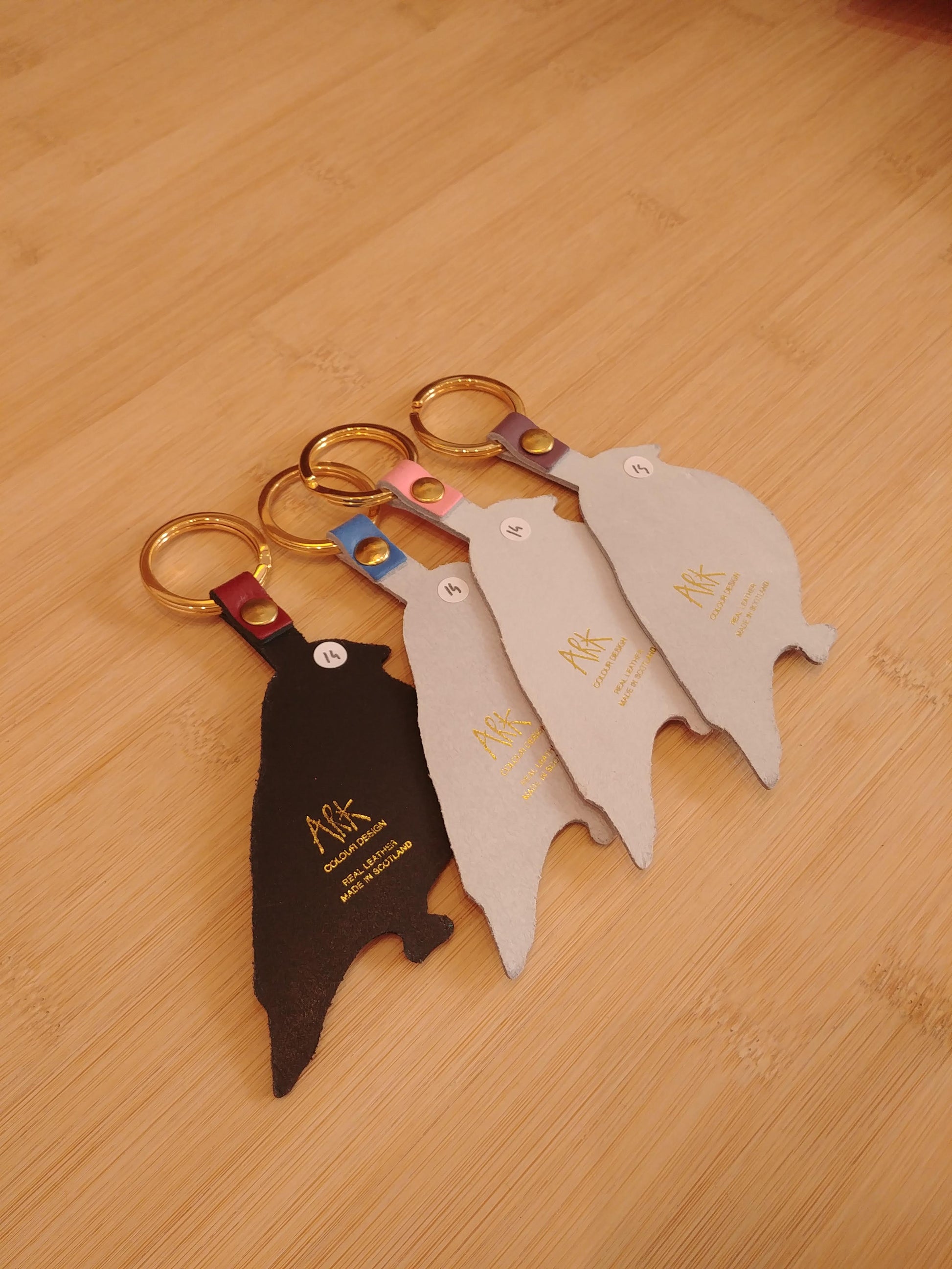 porte clef ark color design de dos