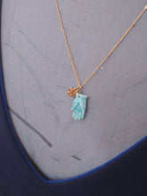 Charger l&#39;image dans la galerie, Collier grigri &quot;main amazonite&quot;
