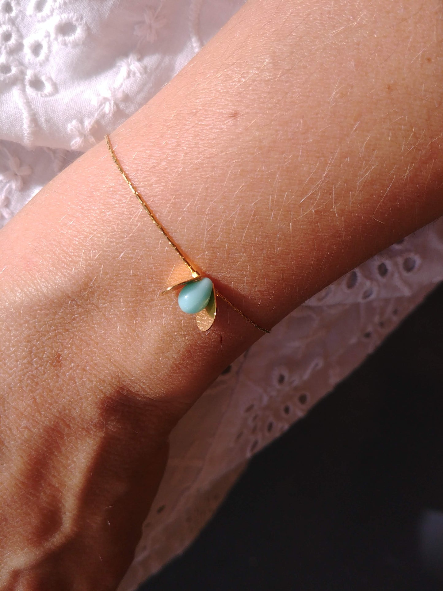 Bracelet drop