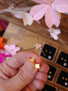 Petites puces d'oreilles "sakura"