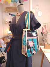 Charger l&#39;image dans la galerie, Petit sac kantha indien turquoise
