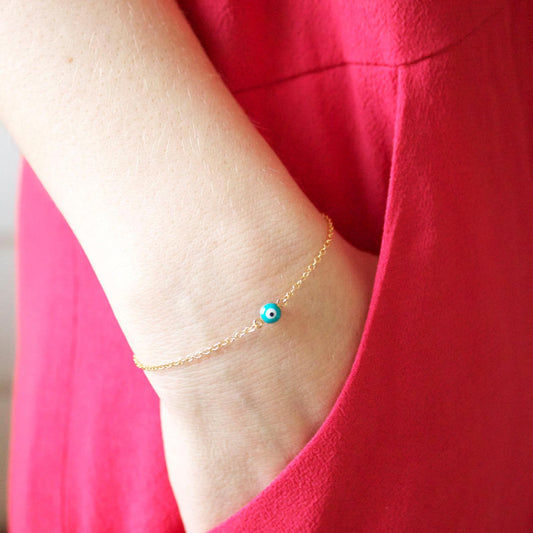 bracelet oeil porte bonheur
